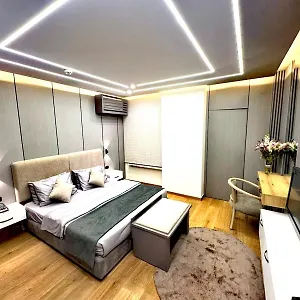 **** Hotel Queens Lebanon